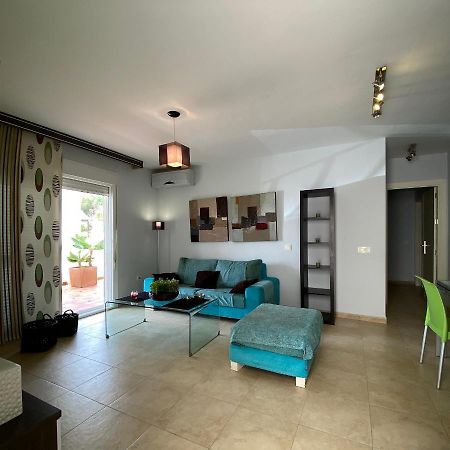 Апартаменты Residencial Oasis Мохакар Экстерьер фото